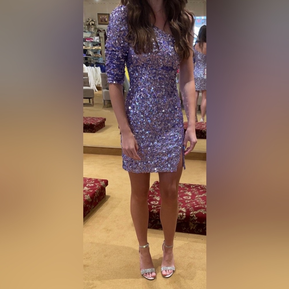 Purple sequence Sherri Hill Dress. Size 00.
